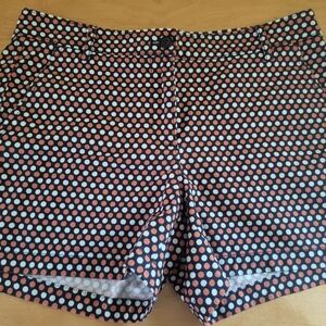 LL Bean Signature Women’s Shorts Beige and Navy/Red/White Flat Front sz 6